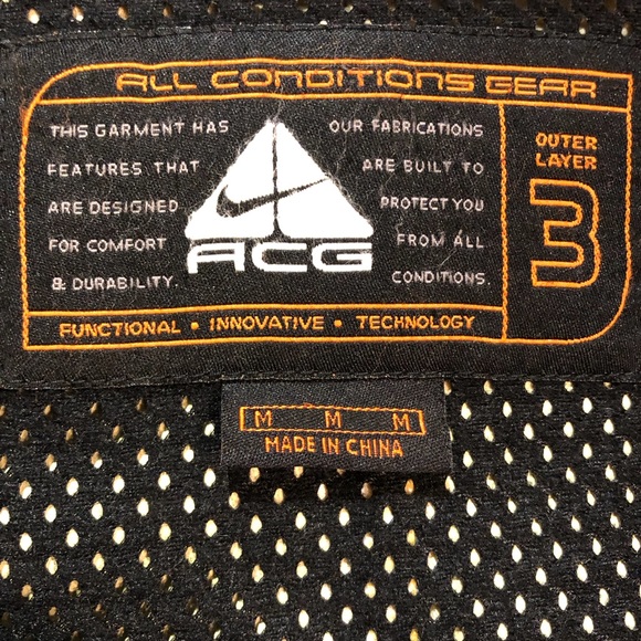 Nike “All Condition Gear”men’s coat . Size Medium.Colour is Black - Picture 8 of 8